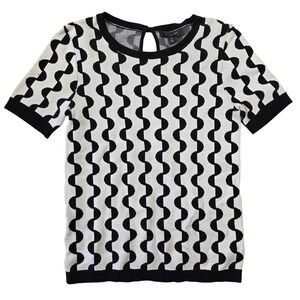 Ann Taylor Petite Black White Scallop Wave Short Sleeve Sweater Top XSP Career